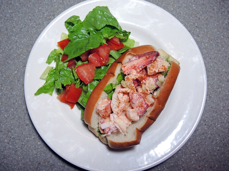 Man Fuel Food Blog - Classic New England Style Lobster Roll Recipe