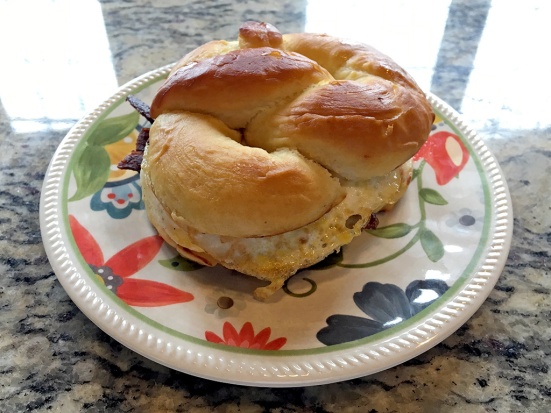 man-fuel-food-blog-homemade-pretzels-recipe-pretzel-bun-breakfast-sandwich